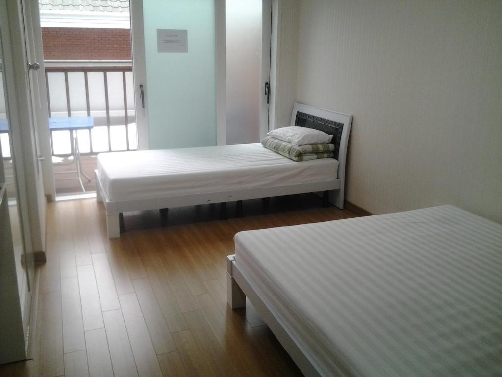 Phil House Hostel Guri Стая снимка